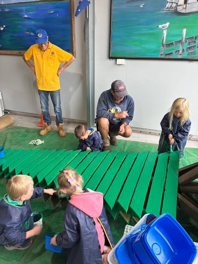 CowellLion_513115_04