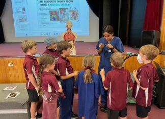 Cummins students explore wonders of medicine